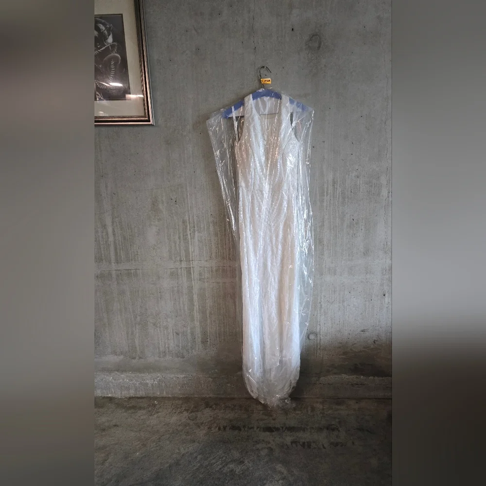 DB studio wedding dress size 4 - Picture 5 of 8